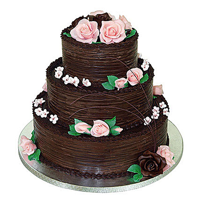 3 tier chocolate cream cake