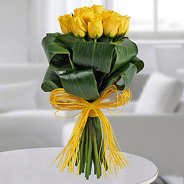 Gleams Of Sunshine Bouquet Gift Bunch Yellow Rose Ferns N Petals Gleams Of Sunshine Bouquet